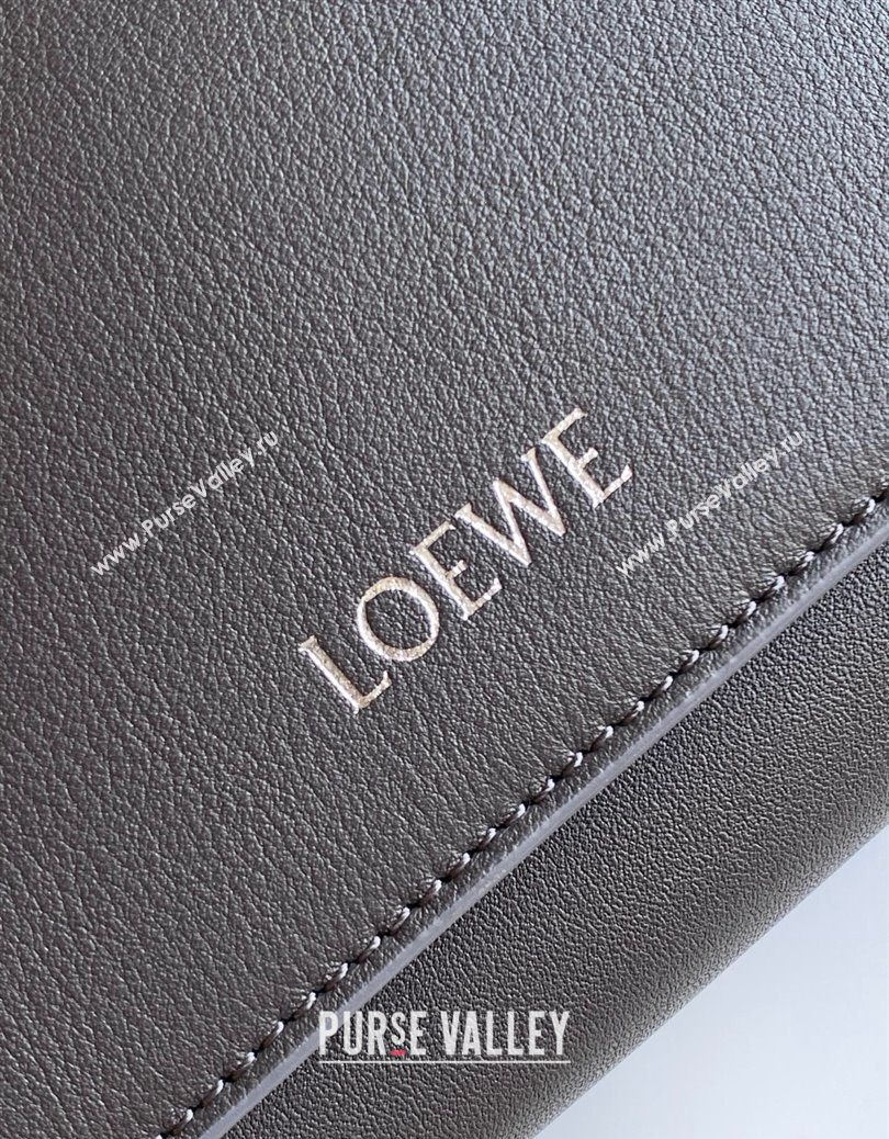 Loewe Medium Pebble messenger bag in smooth calfskin grey 2025 9094 (Ys-251121003)