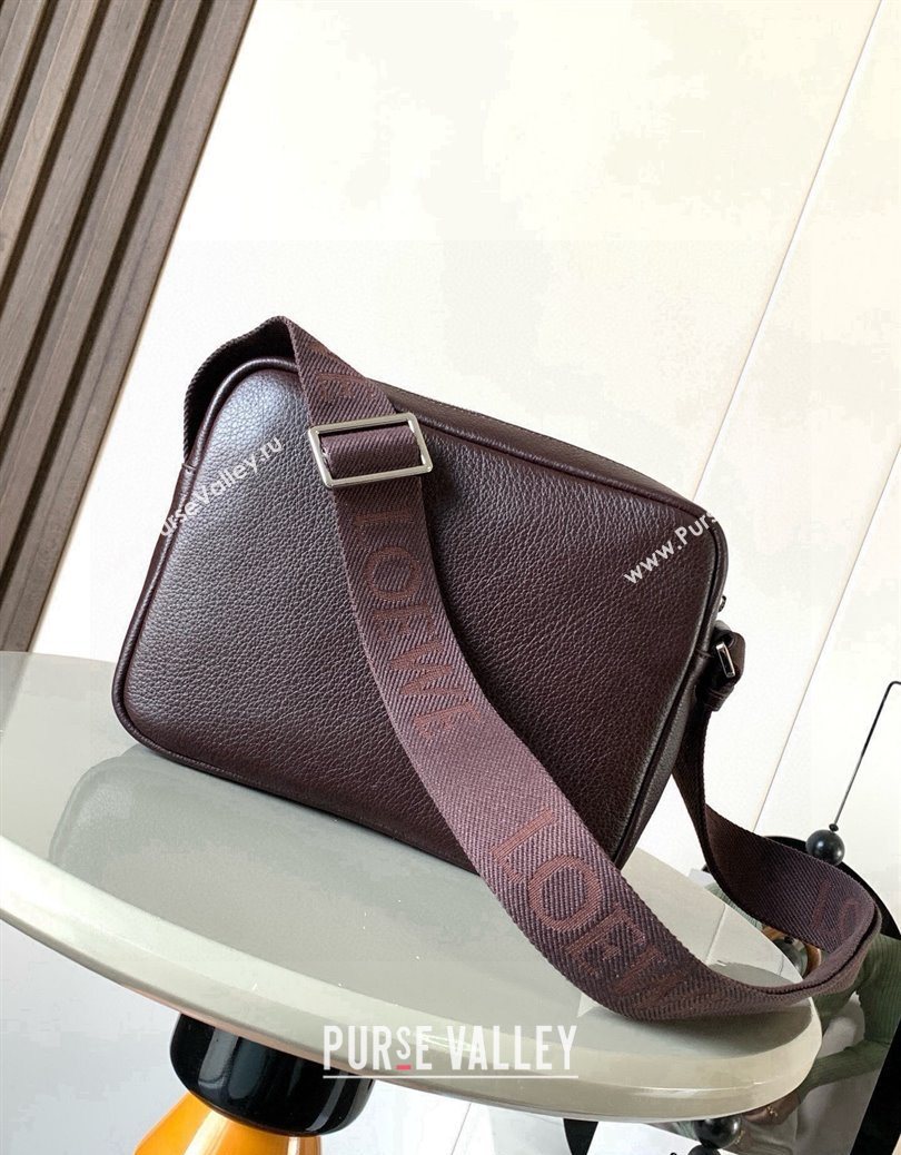 Loewe Medium Pebble messenger bag in supple grained calfskin Cinnabar Red 2025 9094 (Ys-251121009)