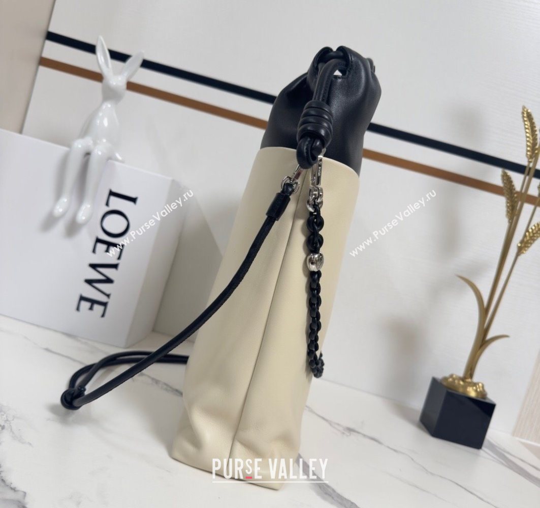 Loewe Flamenco Purse Tote Bag in Mellow Nappa Lambskin Leather Light Ghost/Black 2025 012551 (nana-251121001)
