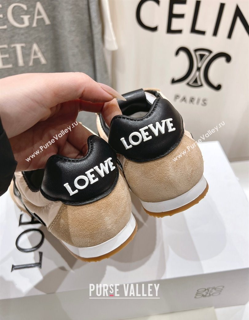 Loewe Ballet Runner 2.0 Sneakers in Nylon and Suede Beige/Black 2025 1210 (KL-251210057)
