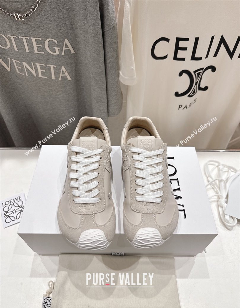 Loewe Ballet Runner 2.0 Sneakers in Leather and Suede Light Grey 2025 (KL-251210053)