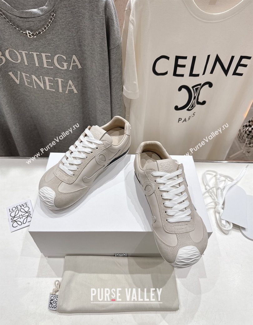 Loewe Ballet Runner 2.0 Sneakers in Leather and Suede Light Grey 2025 (KL-251210053)