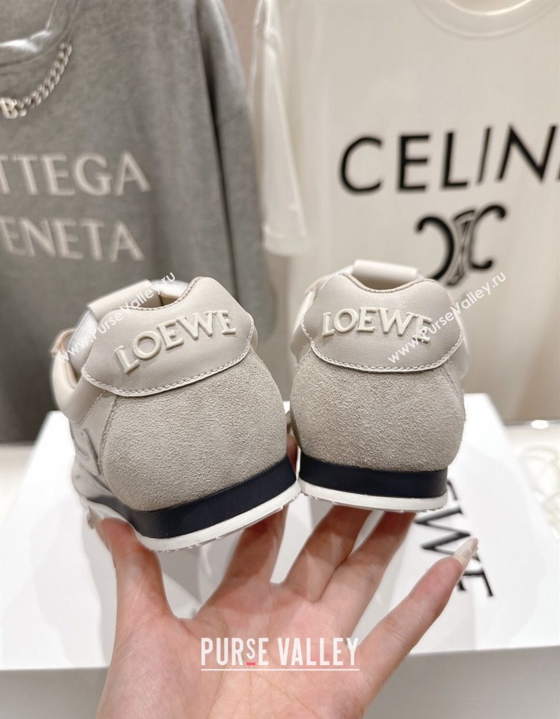 Loewe Ballet Runner 2.0 Sneakers in Leather and Suede Light Grey 2025 (KL-251210053)