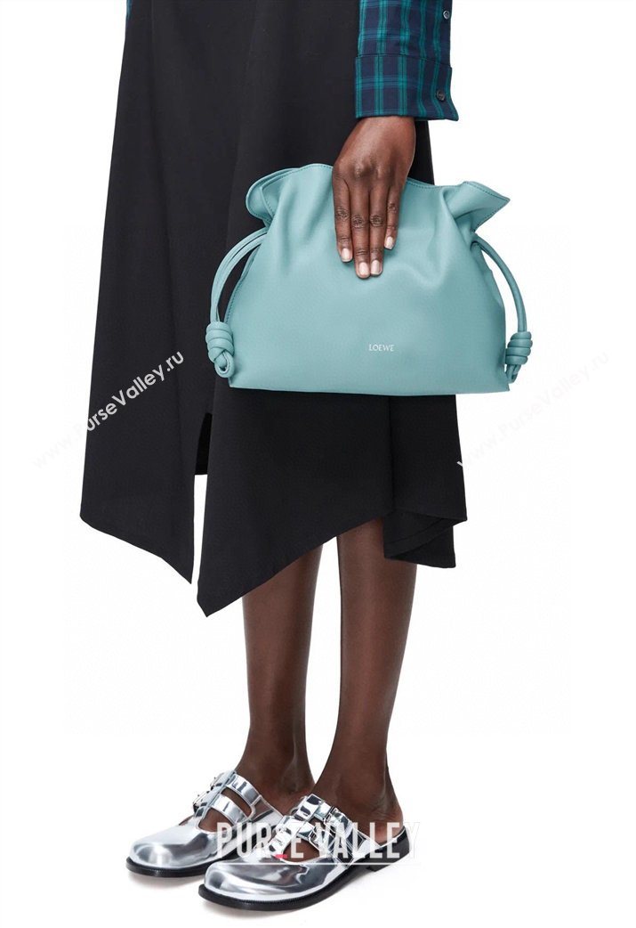 Loewe Flamenco Medium Clutch in Nappa Calfskin Leather Water Blue 2026 262386 (Ys-260121068)