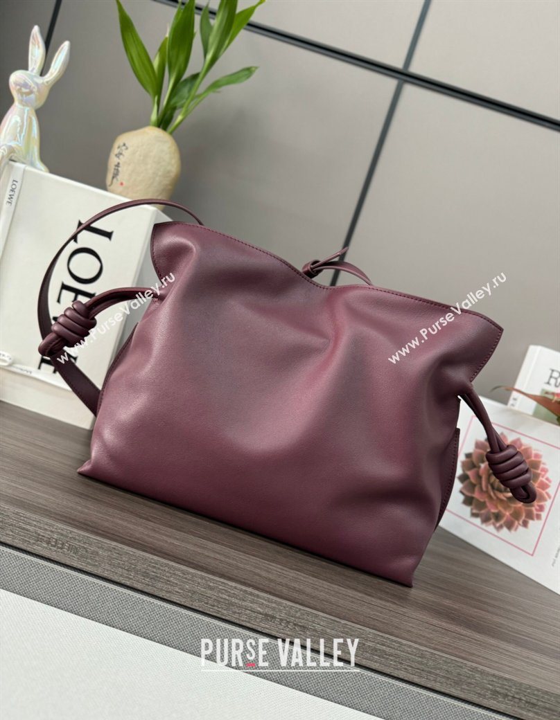 Loewe Flamenco Medium Clutch in Nappa Calfskin Leather Dark Burgundy 2026 262386 (Ys-260121075)