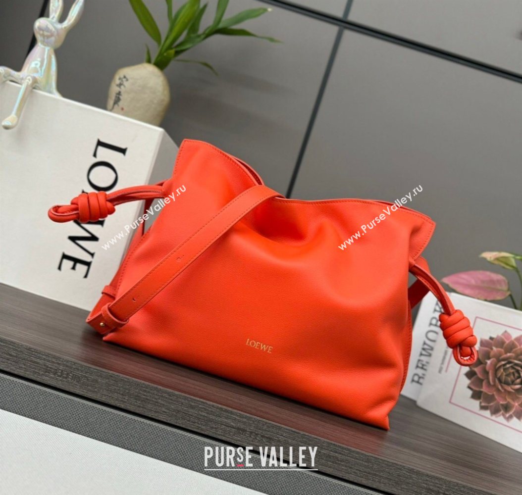 Loewe Flamenco Medium Clutch in Nappa Calfskin Leather Orange 2026 262386 (Ys-260121077)