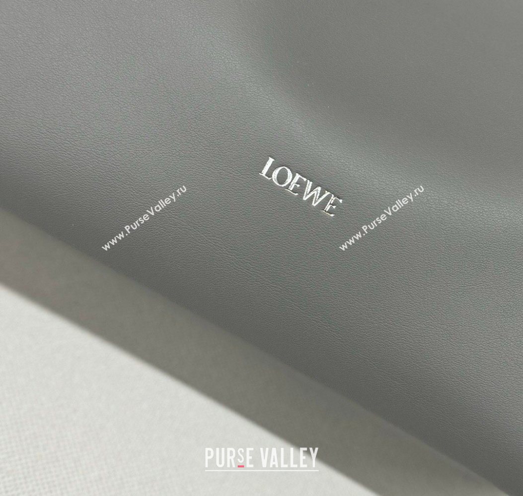 Loewe Flamenco Medium Clutch in Nappa Calfskin Leather Pearly Grey 2026 262386 (Ys-260121080)