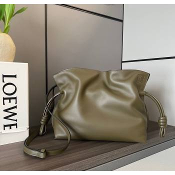 Loewe Flamenco Medium Clutch in Nappa Calfskin LeatherDark Kahki Green 2026 262386 (Ys-260121083)