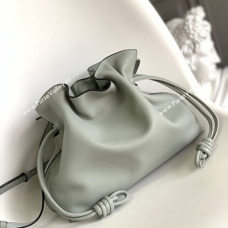Loewe Flamenco Medium Clutch in Nappa Calfskin Leather Ash Grey 2026 262386 (Ys-260121084)