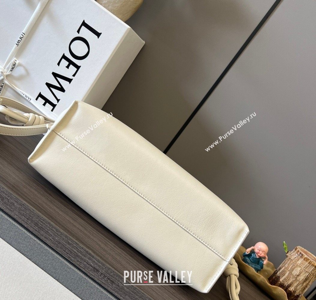 Loewe Flamenco Medium Clutch in Nappa Calfskin Leather Rice White 2026 262386 (Ys-260121085)