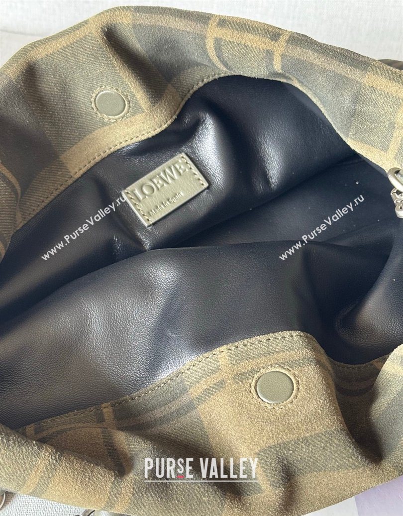 Loewe Medium Flamenco purse in tartan suede Khaki/Green 2026 1774 (nana-260121063)