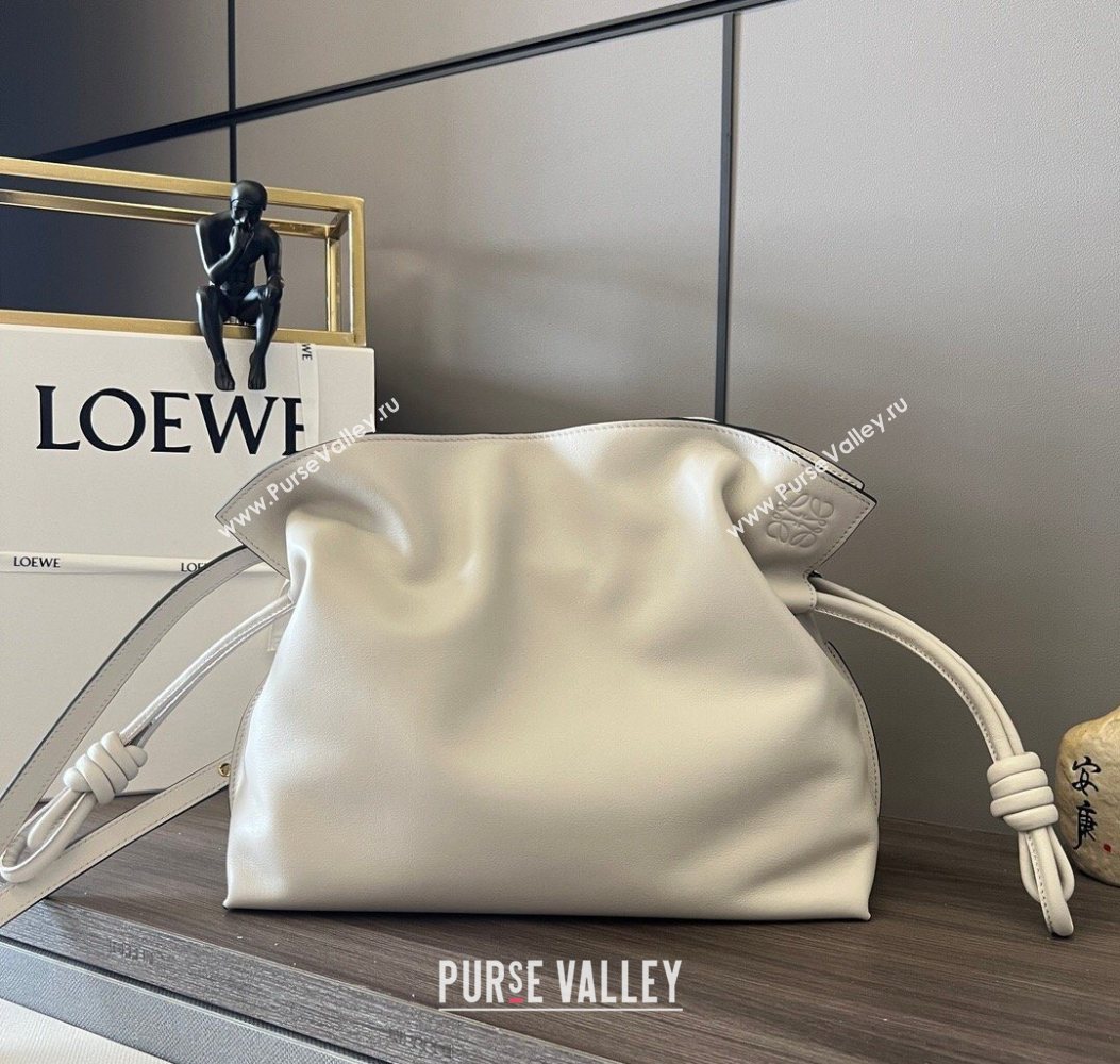 Loewe Flamenco Medium Clutch in Nappa Calfskin Leather Light Grey 2026 262386 (Ys-260121086)