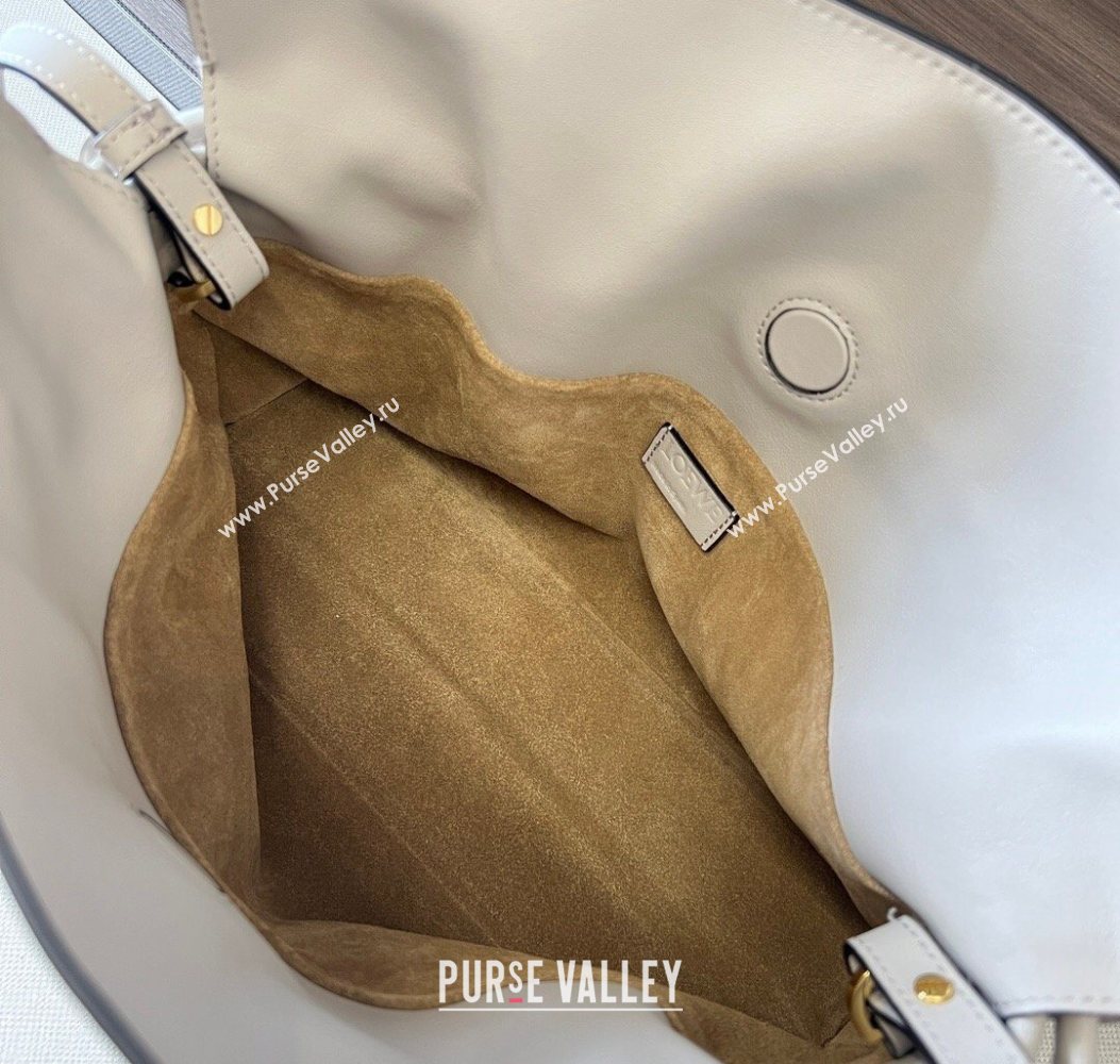 Loewe Flamenco Medium Clutch in Nappa Calfskin Leather Light Grey 2026 262386 (Ys-260121086)