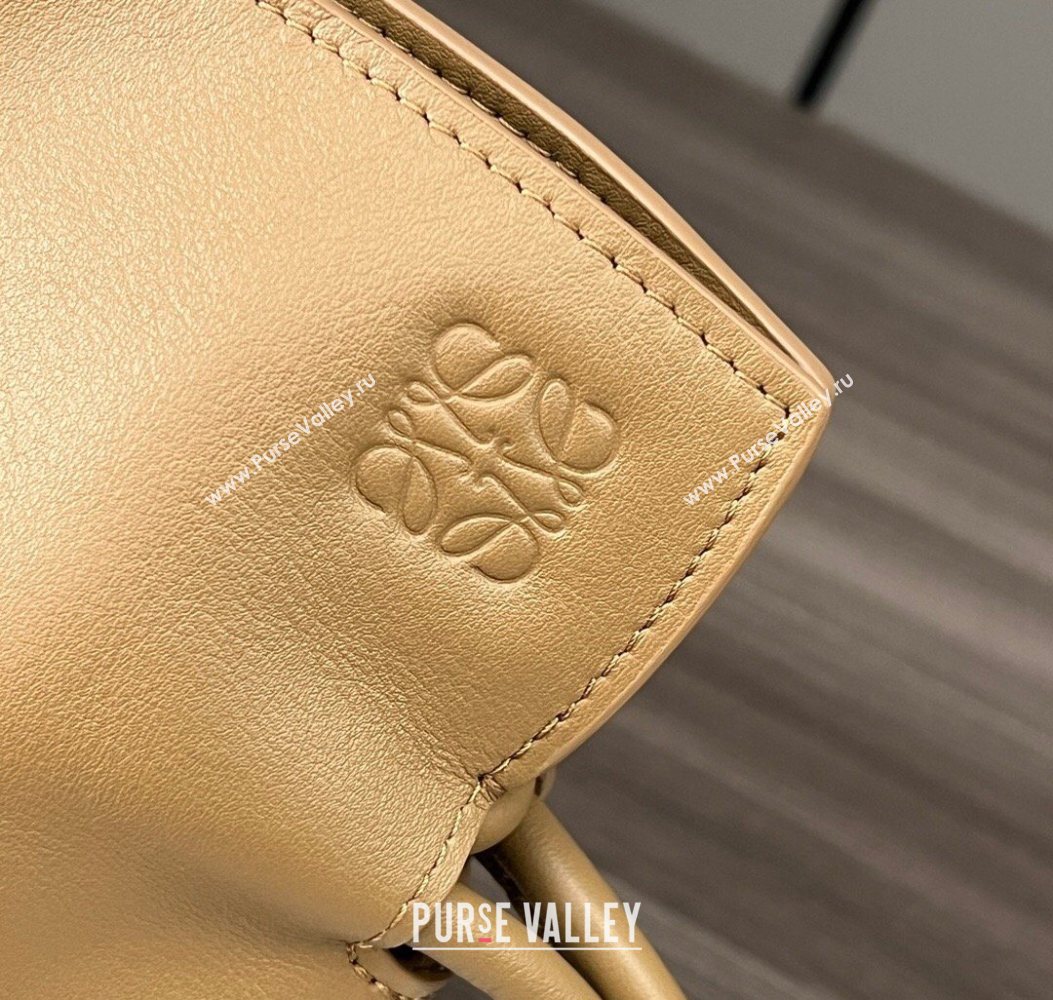 Loewe Flamenco Medium Clutch in Nappa Calfskin Leather Oak Brown 2026 262386 (Ys-260121087)