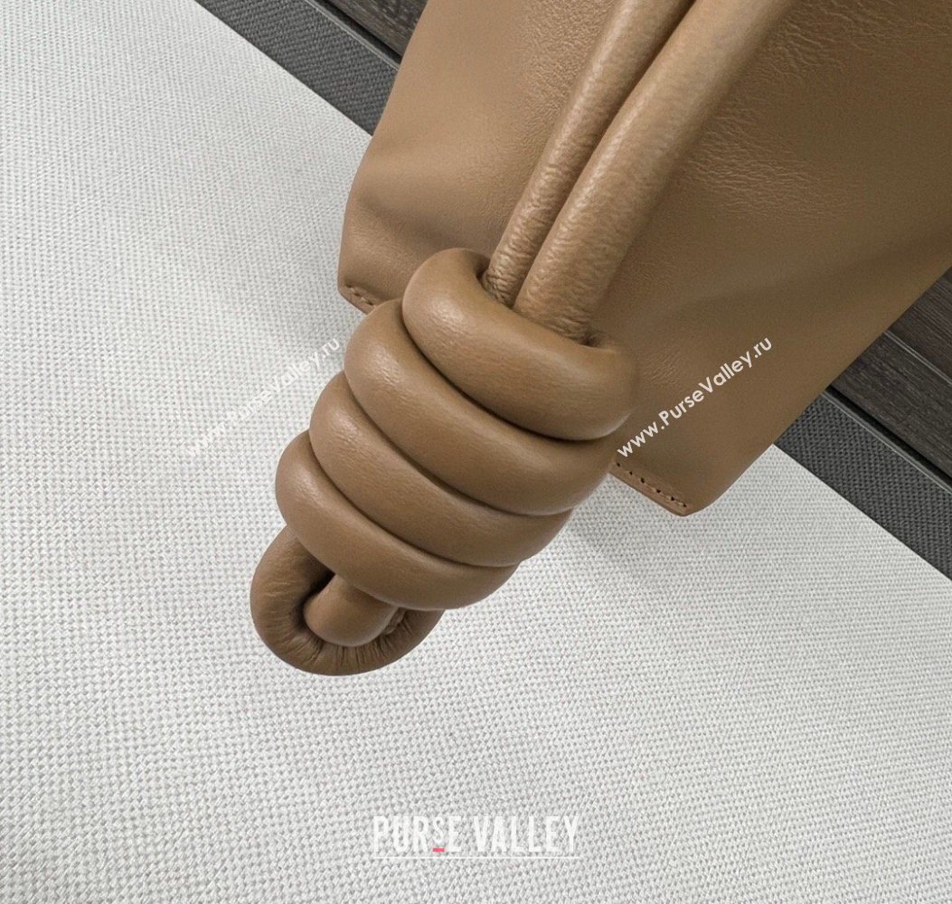 Loewe Flamenco Medium Clutch in Nappa Calfskin Leather Oak Brown 2026 262386 (Ys-260121087)