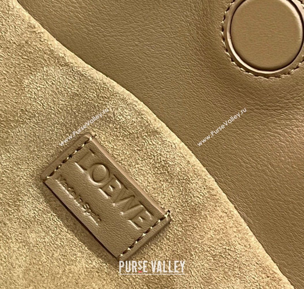 Loewe Flamenco Medium Clutch in Nappa Calfskin Leather Oak Brown 2026 262386 (Ys-260121087)