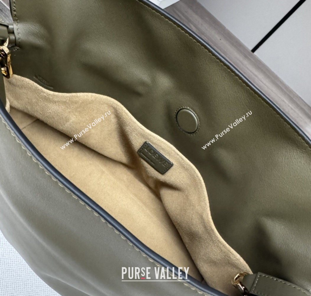 Loewe Flamenco Medium Clutch in Nappa Calfskin Leather Dark Khaki Green 2026 262386 (Ys-260121090)