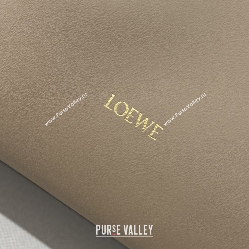 Loewe Flamenco Medium Clutch in Nappa Calfskin Leather Sand Beige 2026 262386 (Ys-260121089)