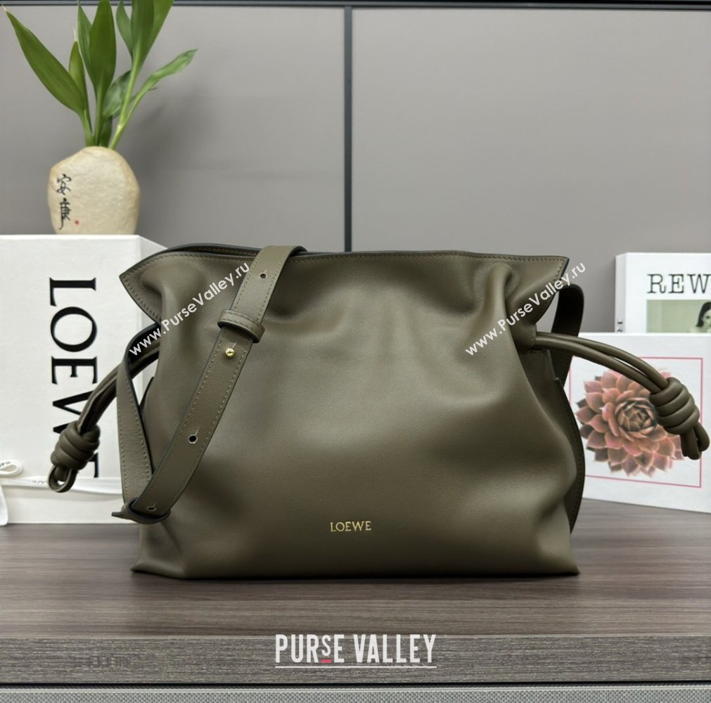 Loewe Flamenco Medium Clutch in Nappa Calfskin Leather Dark Khaki Green 2026 262386 (Ys-260121090)