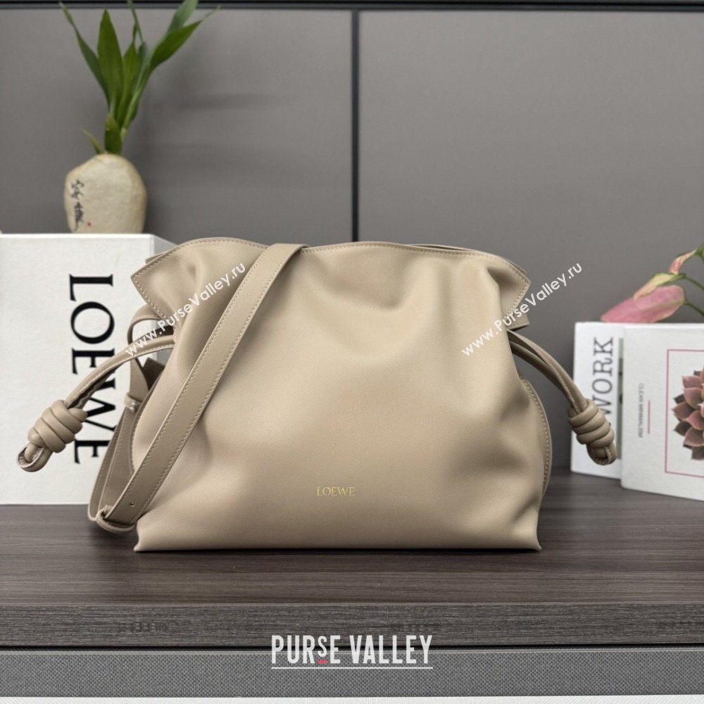 Loewe Flamenco Medium Clutch in Nappa Calfskin Leather Sand Beige 2026 262386 (Ys-260121089)