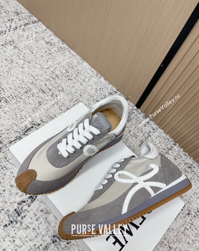 Loewe Flow Runner Sneakers in Nylon and Suede Grey 14 2026 0226 (MD-260226024)