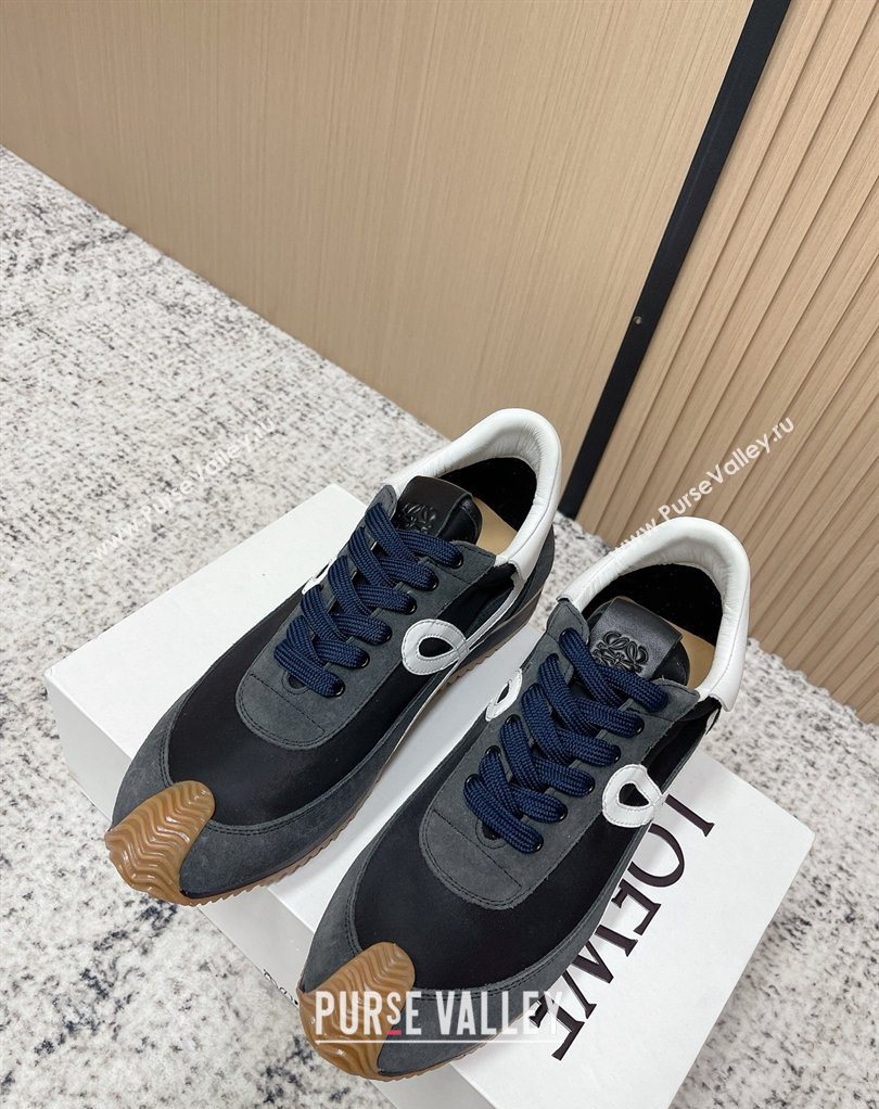 Loewe Flow Runner Sneakers in Nylon and Suede Grey 16 2026 0226 (MD-260226026)