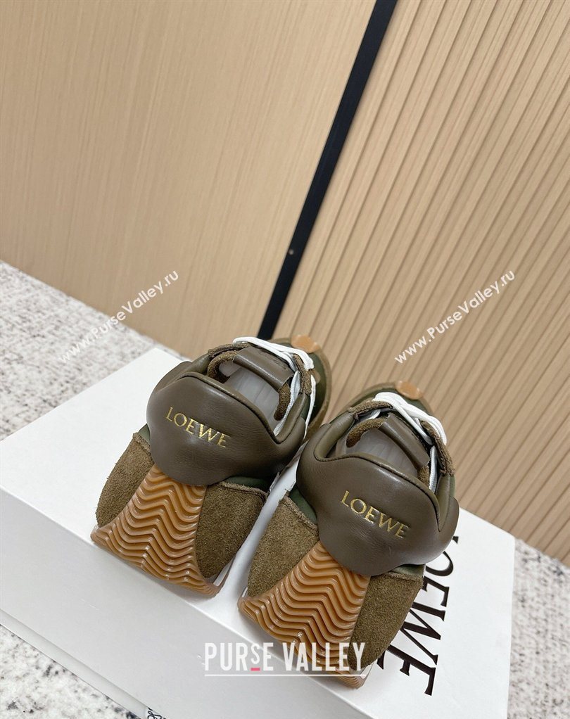 Loewe Flow Runner Sneakers in Nylon and Suede Green 17 2026 0226 (MD-260226027)