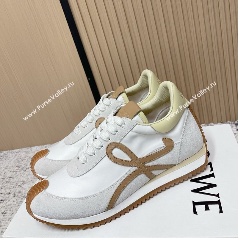 Loewe Flow Runner Sneakers in Nylon and Suede White 27 2026 0226 (MD-260226037)