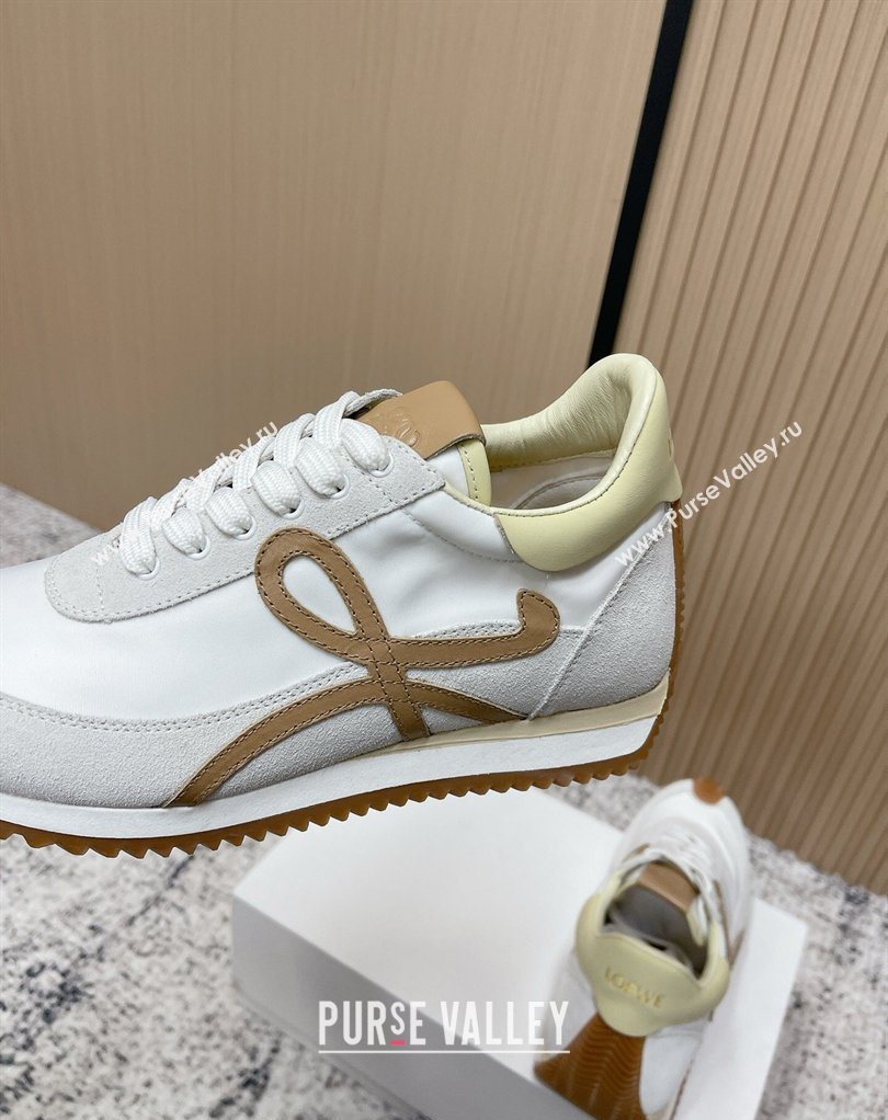 Loewe Flow Runner Sneakers in Nylon and Suede White 27 2026 0226 (MD-260226037)