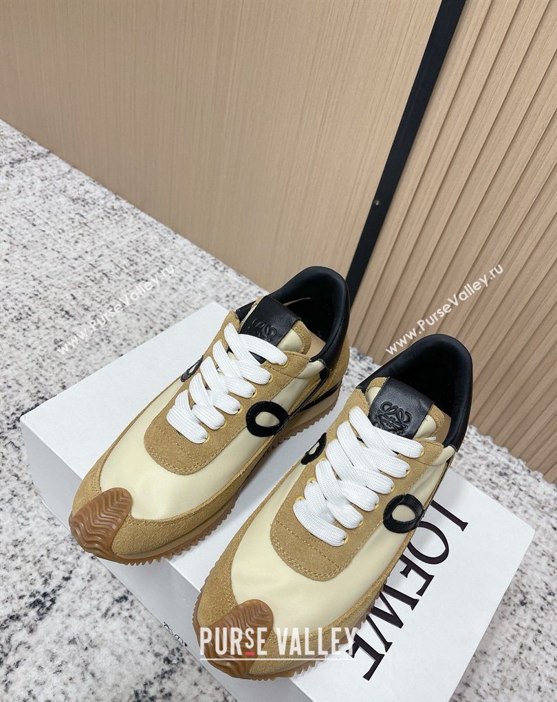 Loewe Flow Runner Sneakers in Nylon and Suede Apricot 2026 0226 (MD-260226038)