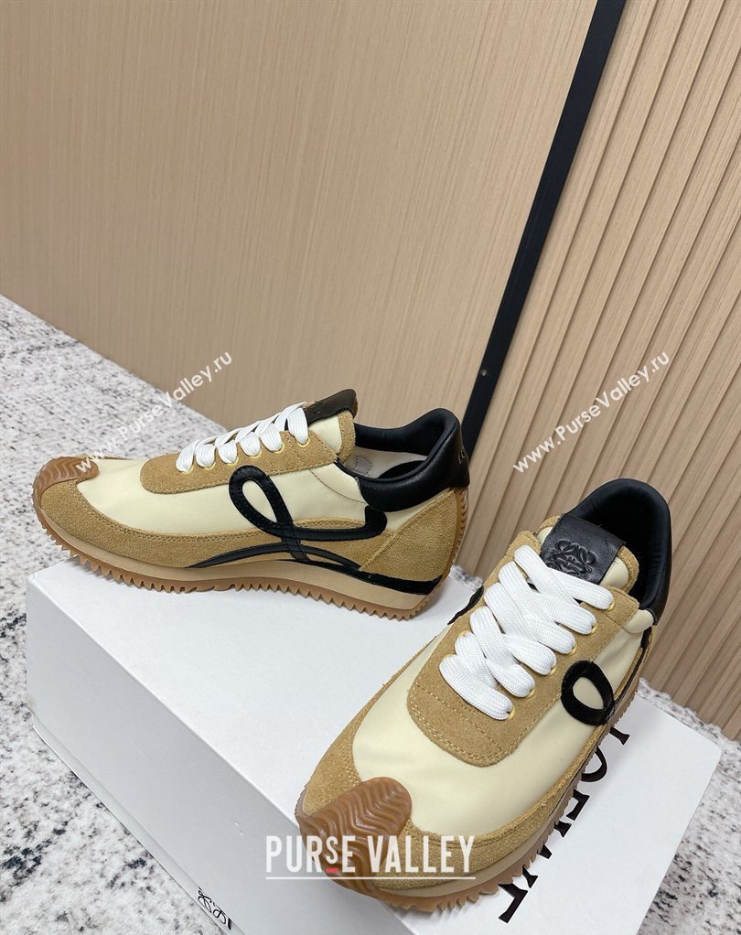 Loewe Flow Runner Sneakers in Nylon and Suede Apricot 2026 0226 (MD-260226038)