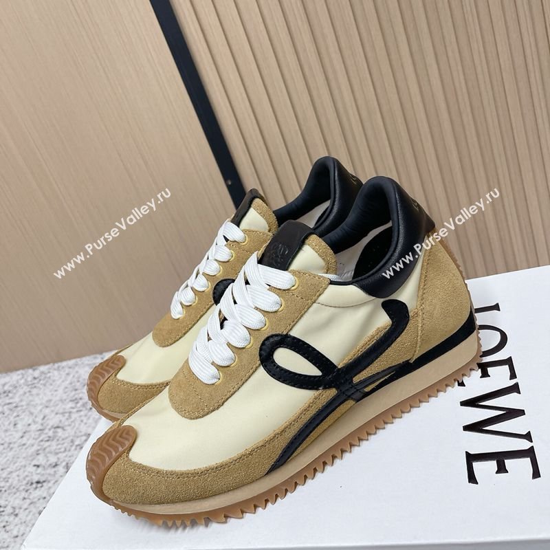 Loewe Flow Runner Sneakers in Nylon and Suede Apricot 2026 0226 (MD-260226038)
