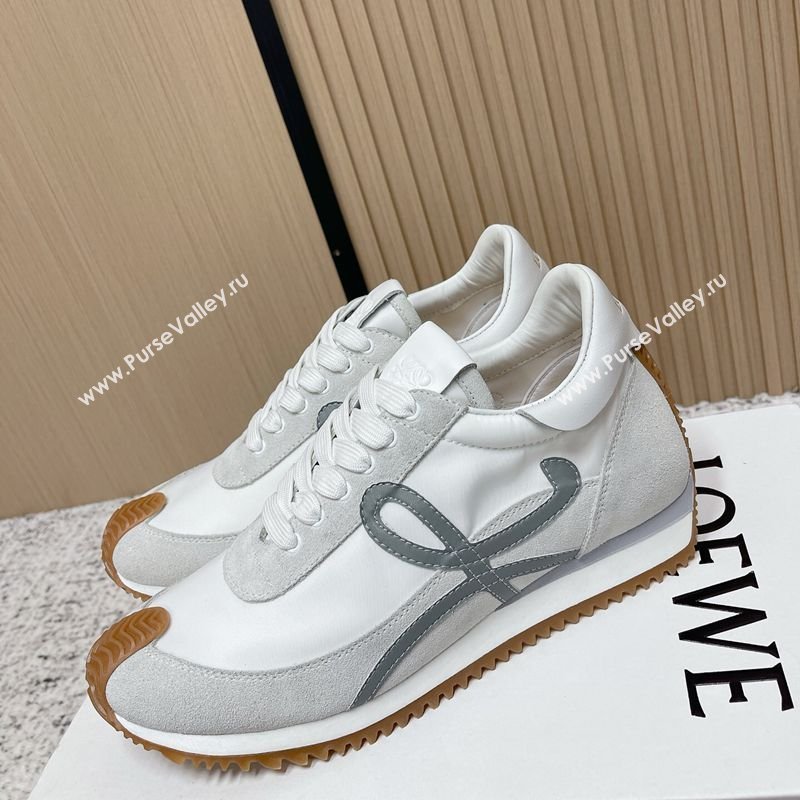 Loewe Flow Runner Sneakers in Nylon and Suede White/Grey 40 2026 0226 (MD-260226050)