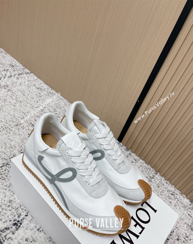 Loewe Flow Runner Sneakers in Nylon and Suede White/Grey 40 2026 0226 (MD-260226050)