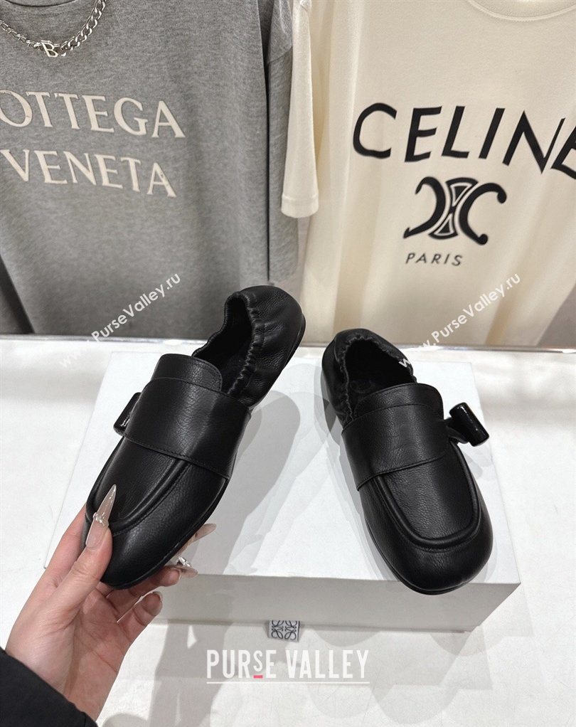 Loewe Toggle Loafers in Shiny Smooth Calfskin Leather Black 2026 (MD-260226009)