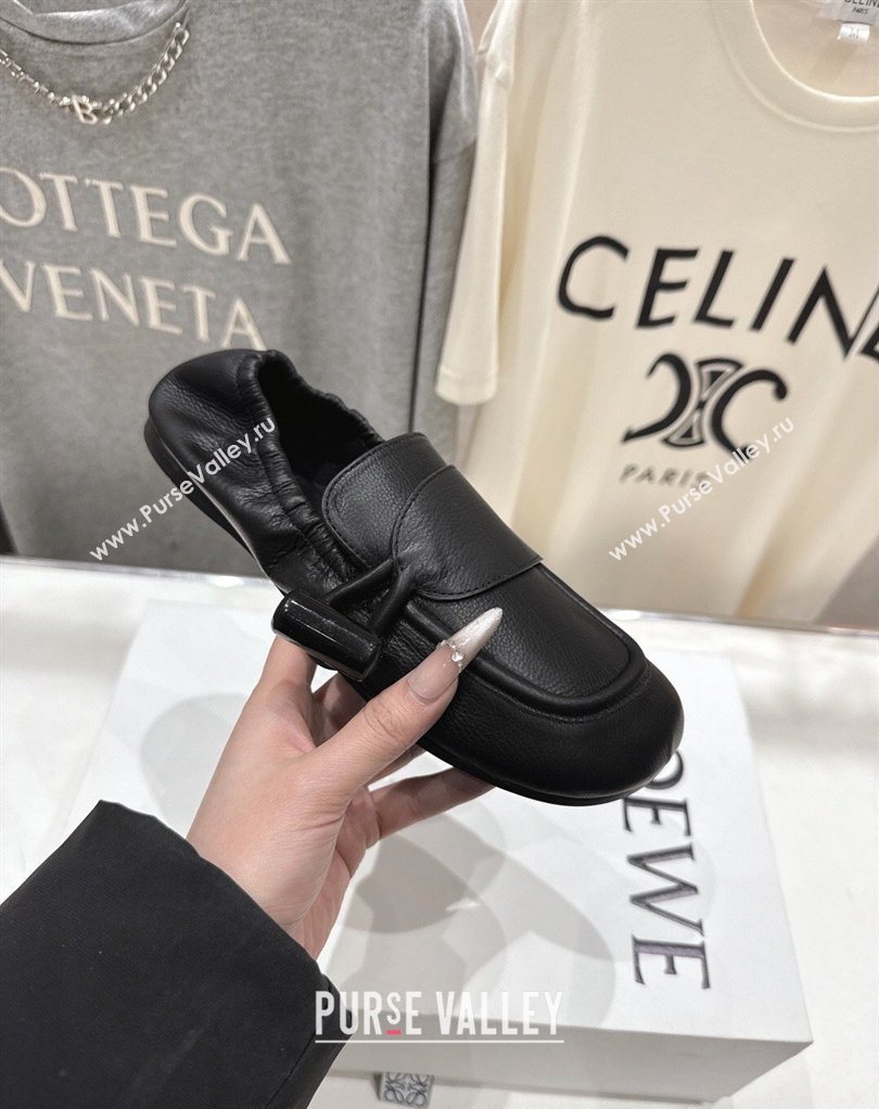 Loewe Toggle Loafers in Shiny Smooth Calfskin Leather Black 2026 (MD-260226009)