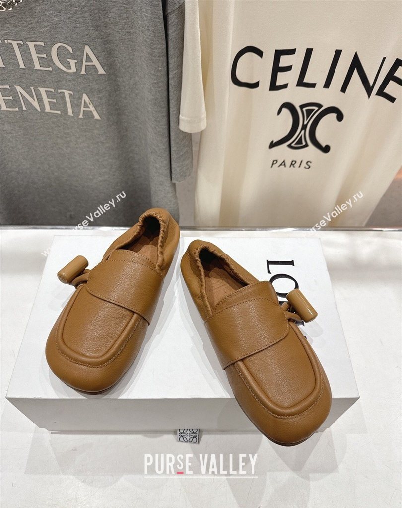 Loewe Toggle Loafers in Shiny Smooth Calfskin Leather Oak Brown 2026 (MD-260226010)