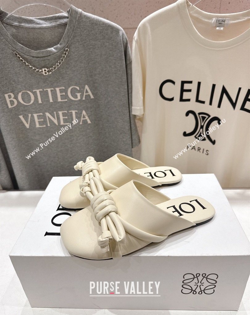 Loewe Flamenco Knot Flat Mules in Lambskin Leather Butter White 2026 (MD-260226006)