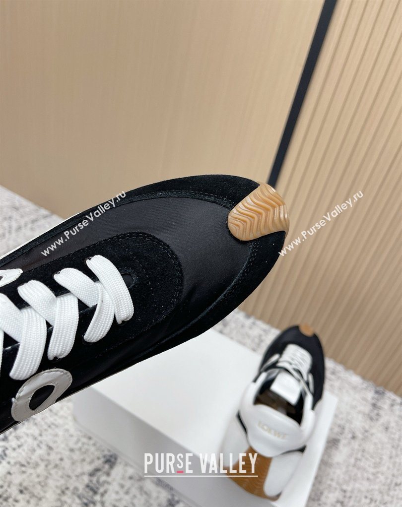 Loewe Flow Runner Sneakers in Nylon and Suede Black/White 8 2026 0226 (MD-260226018)