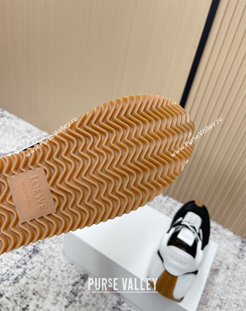 Loewe Flow Runner Sneakers in Nylon and Suede Black/White 8 2026 0226 (MD-260226018)