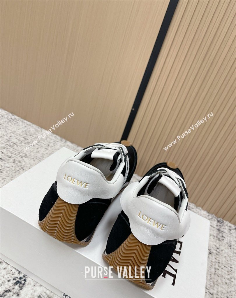 Loewe Flow Runner Sneakers in Nylon and Suede Black/White 10 2026 0226 (MD-260226020)