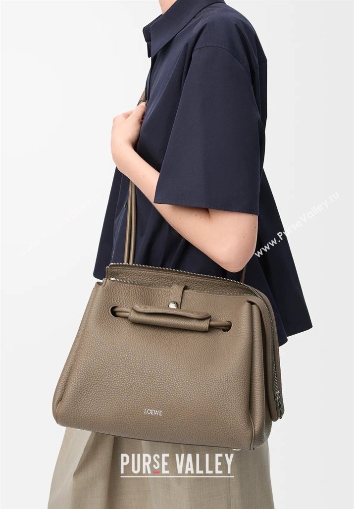 Loewe Medium Madrid bag in supple grained calfskin Taupe 20265 052451 (nana-260407070)