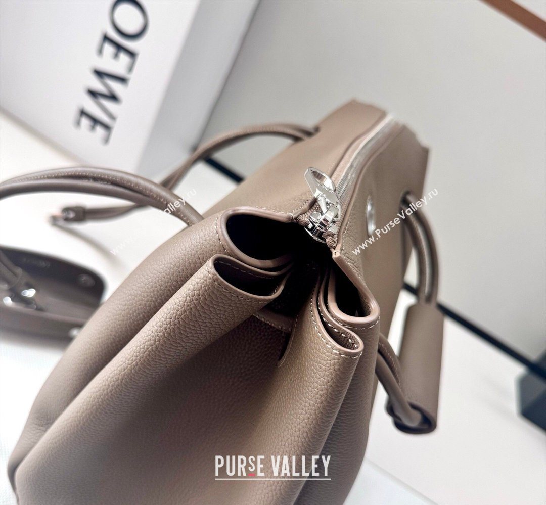 Loewe Medium Madrid bag in supple grained calfskin Taupe 20265 052451 (nana-260407070)