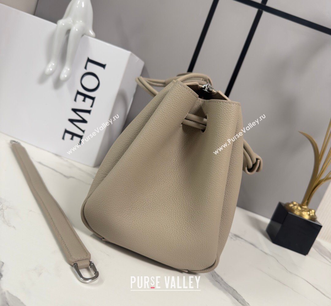 Loewe Medium Madrid bag in supple grained calfskin Clay 20265 052451 (nana-260407072)