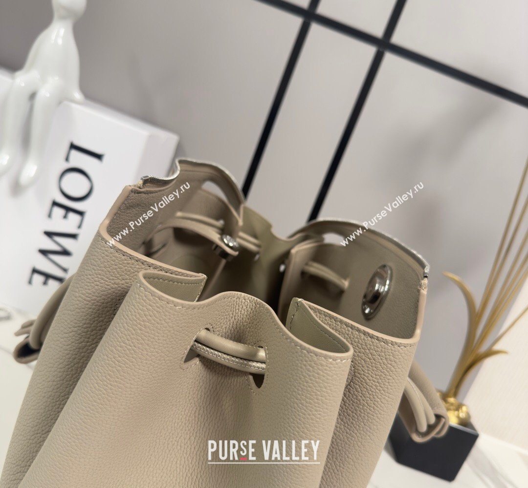 Loewe Medium Madrid bag in supple grained calfskin Clay 20265 052451 (nana-260407072)