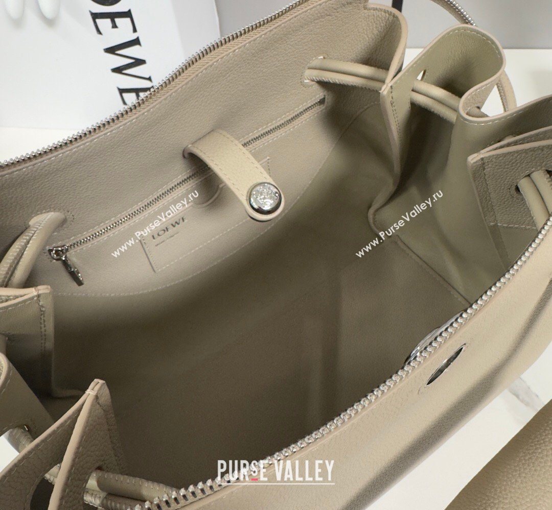 Loewe Medium Madrid bag in supple grained calfskin Clay 20265 052451 (nana-260407072)