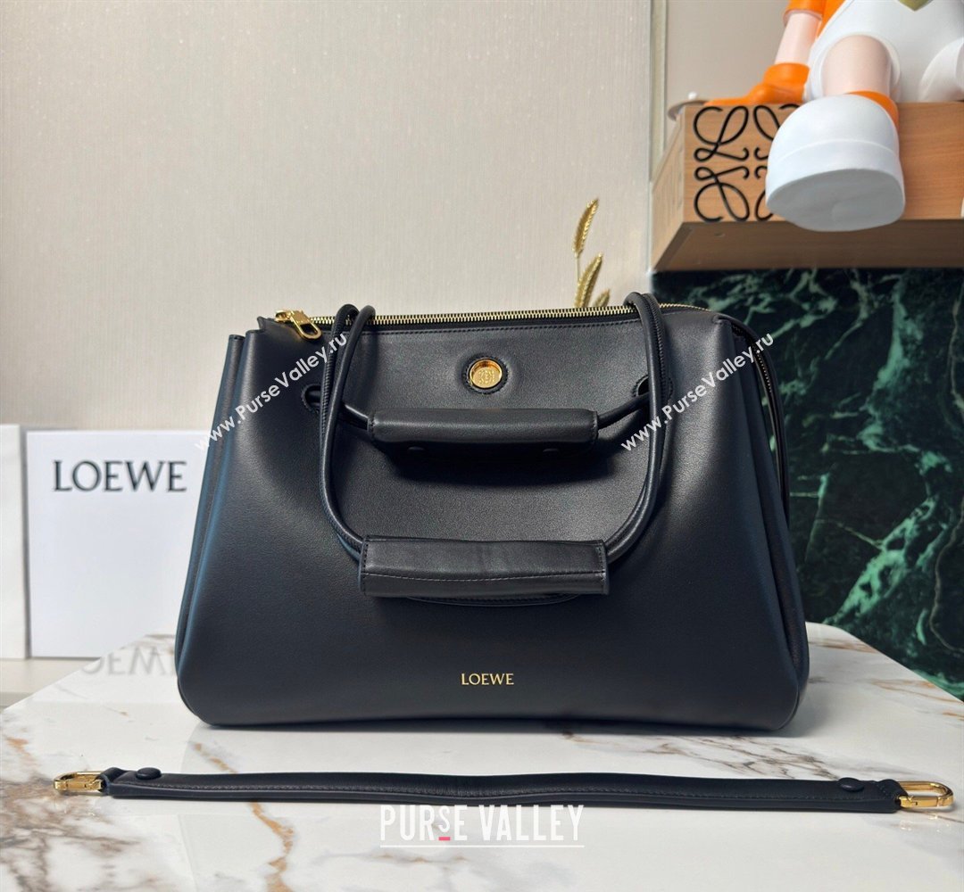 Loewe Large Madrid bag in supple calfskin leather Black 2026 052510 (nana-260407074)