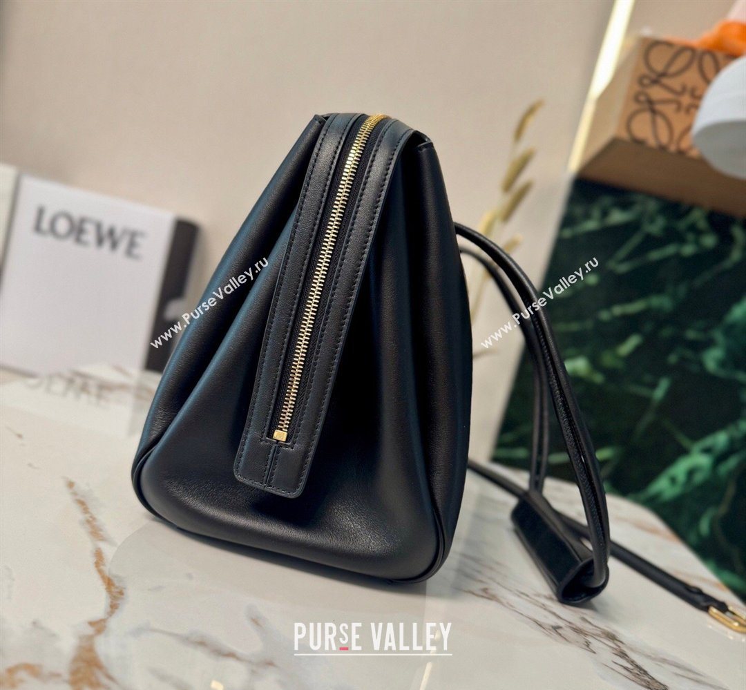 Loewe Large Madrid bag in supple calfskin leather Black 2026 052510 (nana-260407074)