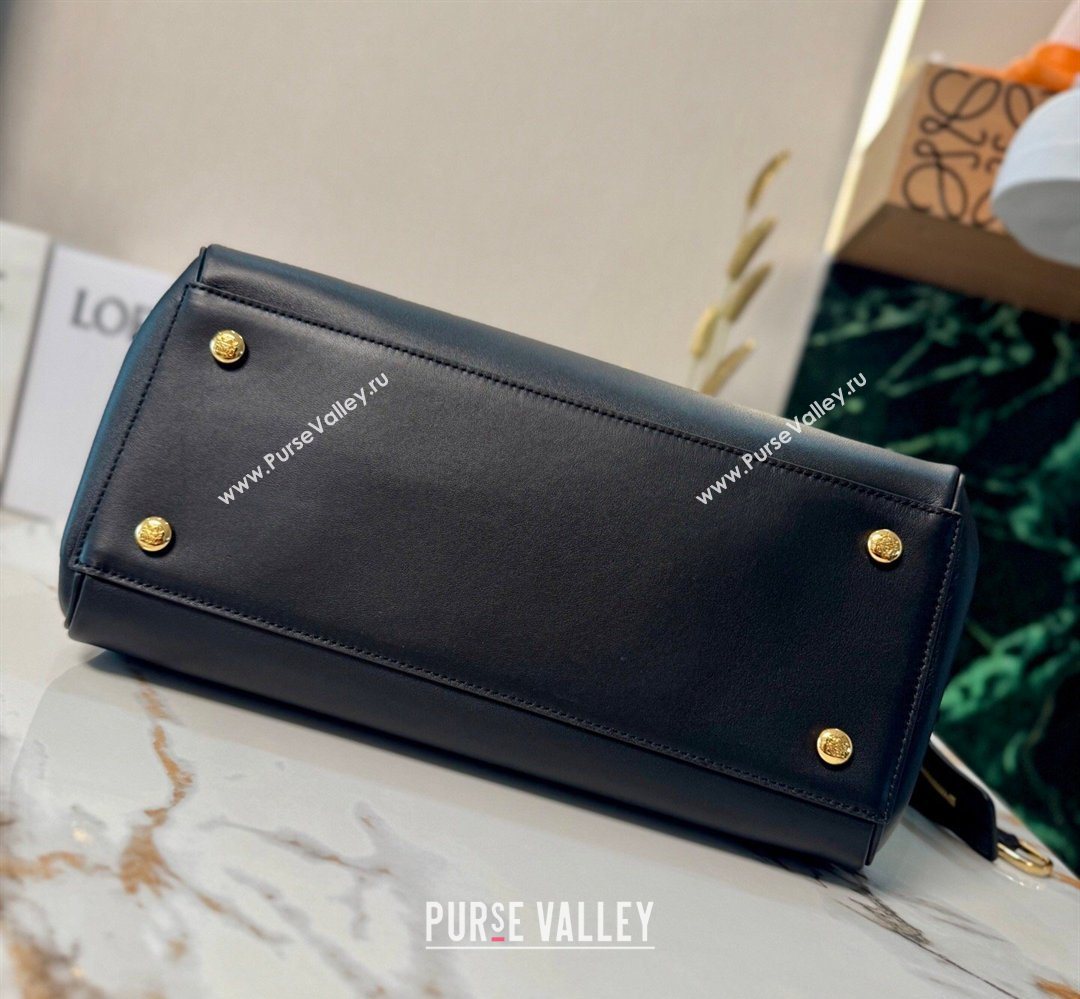 Loewe Large Madrid bag in supple calfskin leather Black 2026 052510 (nana-260407074)