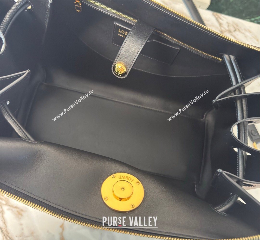 Loewe Large Madrid bag in supple calfskin leather Black 2026 052510 (nana-260407074)